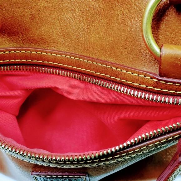 Original Dooney (Camel Brown)